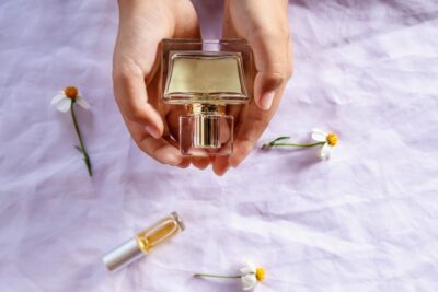 Tipos de perfumes para mujer guía completa de fragancias femeninas