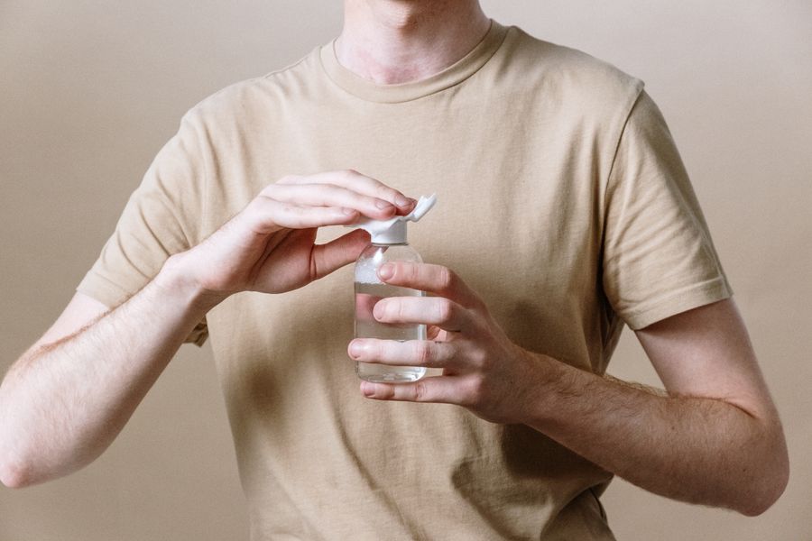 Agua micelar para cuidado facial