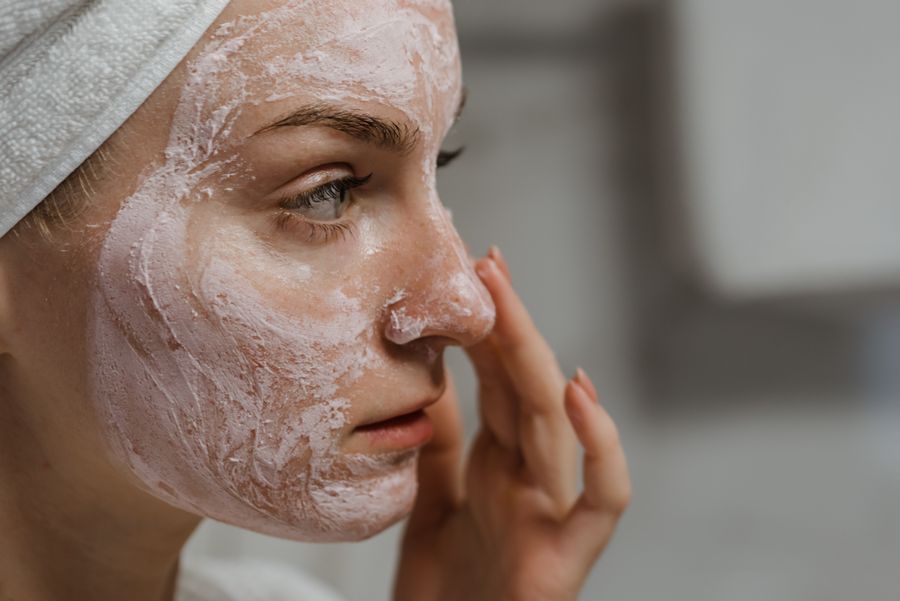 Crema facial para exfoliación química