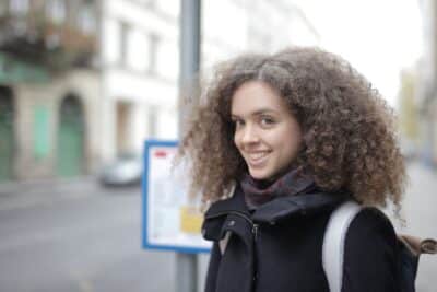 Método Curly Girl: guía completa para cuidar rizos y ondas