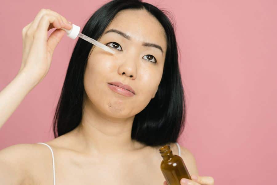 Cuidado facial con serum Redken